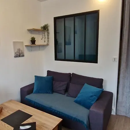Apartment Beau Tres Calme, Parking Privee Gratuit, Netflix Linas